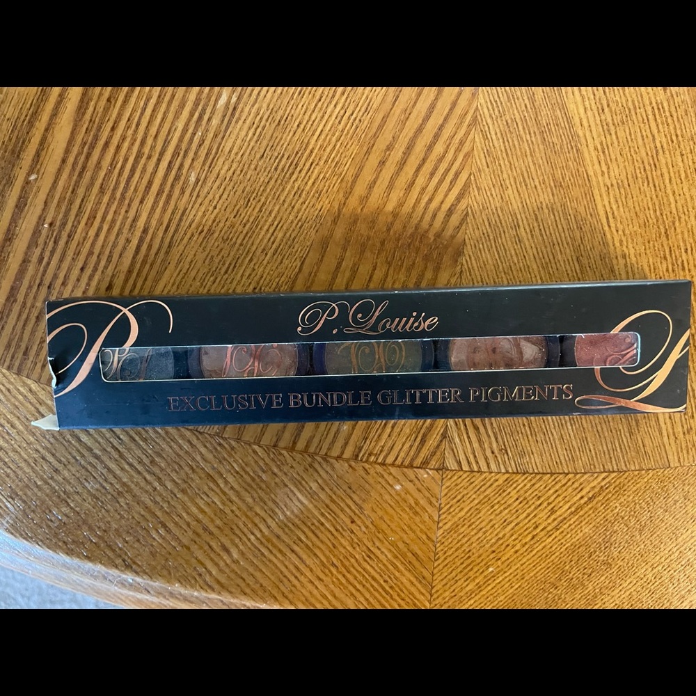 P. Louise loose glitter